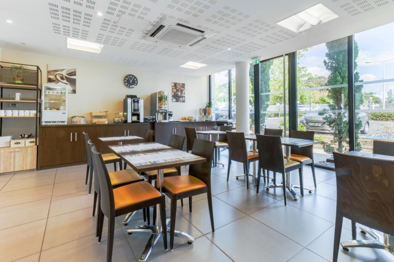 – Zénith 3* Pau