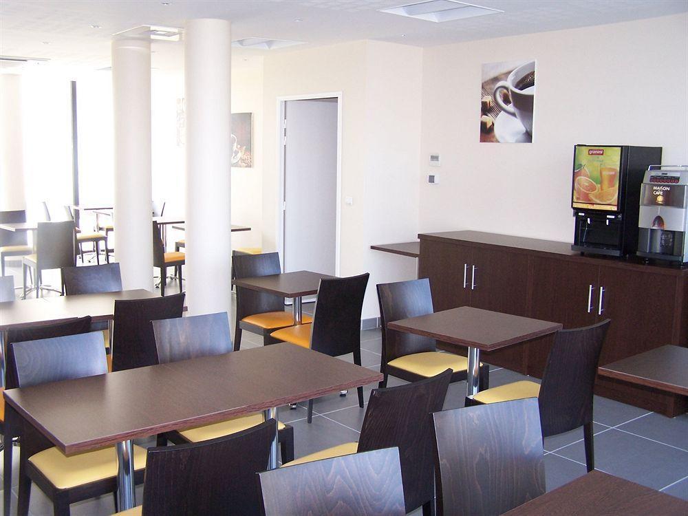 – Zénith Appart hôtel Pau