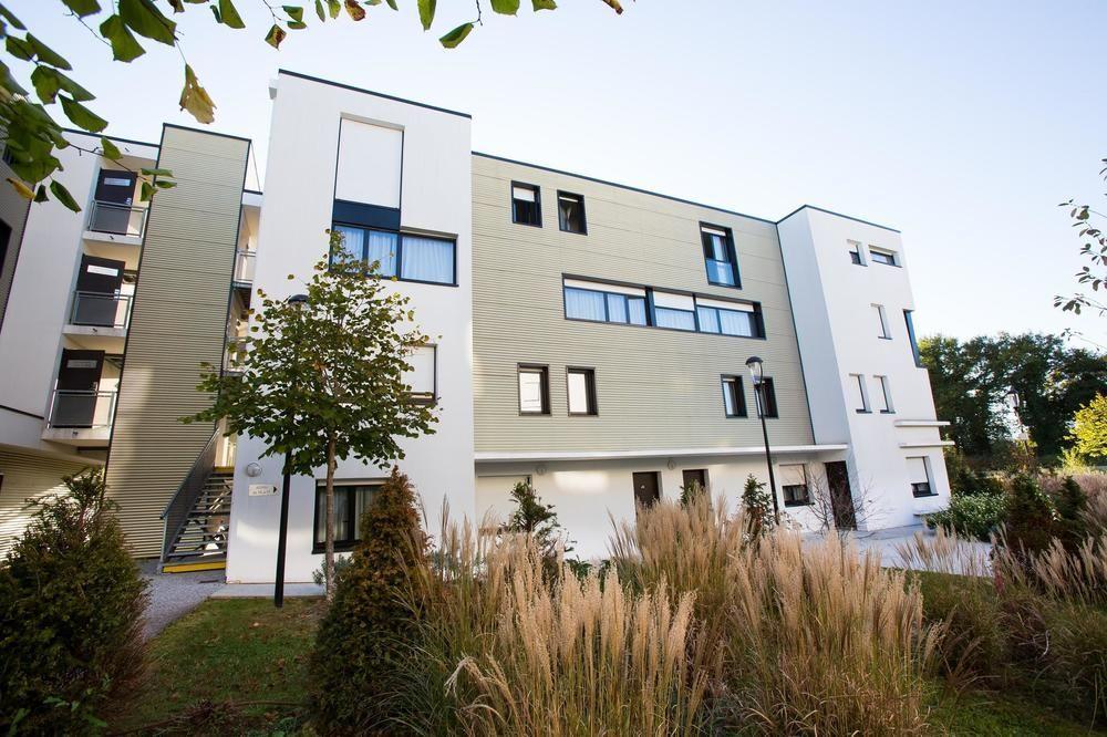 – Zénith Appart hôtel Pau