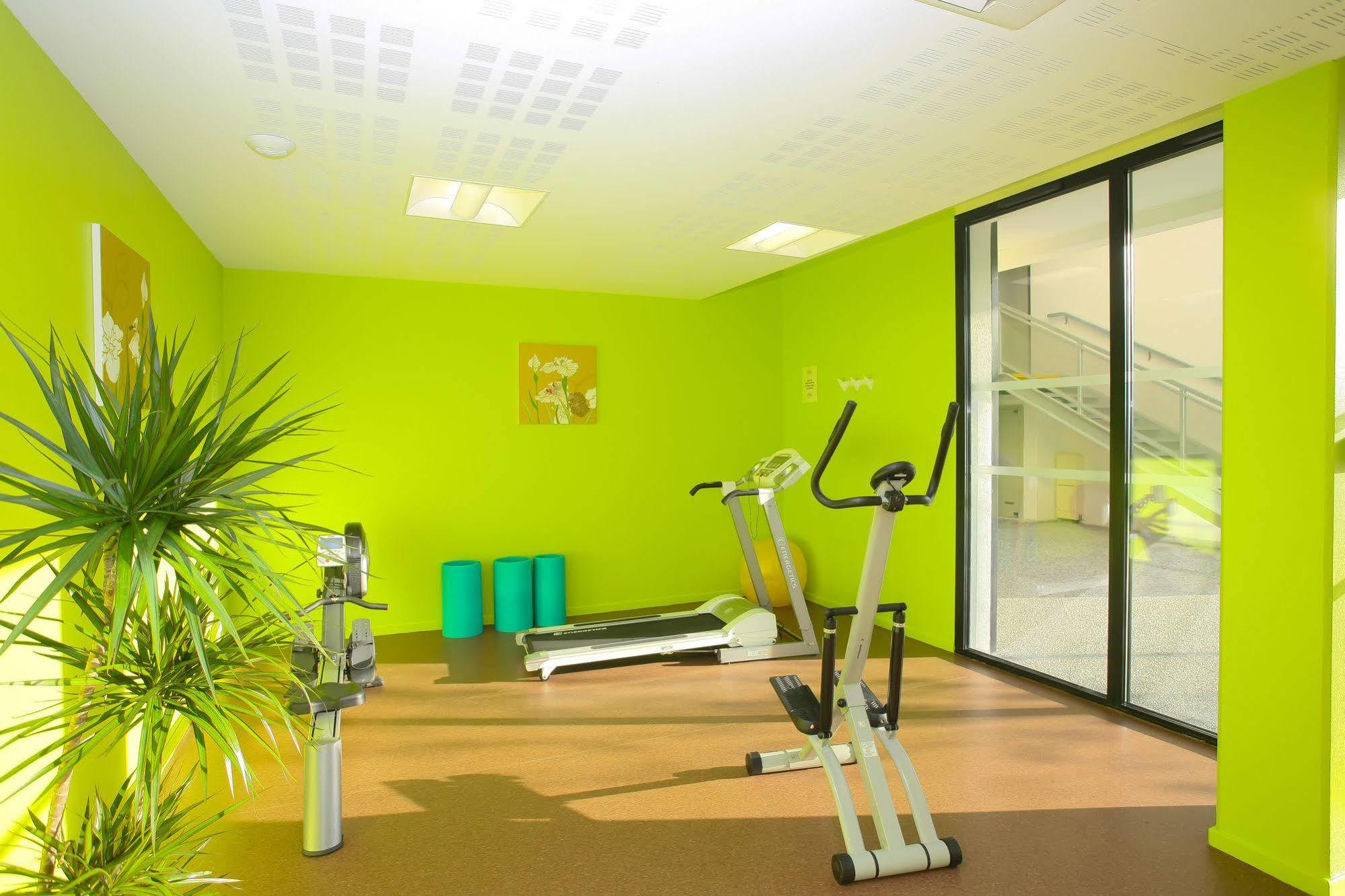 – Zénith Appart hôtel Pau